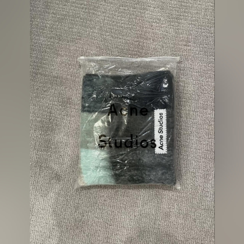 Acne Studios Italy Mohair Blend Striped Fringe Scarf Warm Wool Alpaca Luxuy - Picture 3 of 3